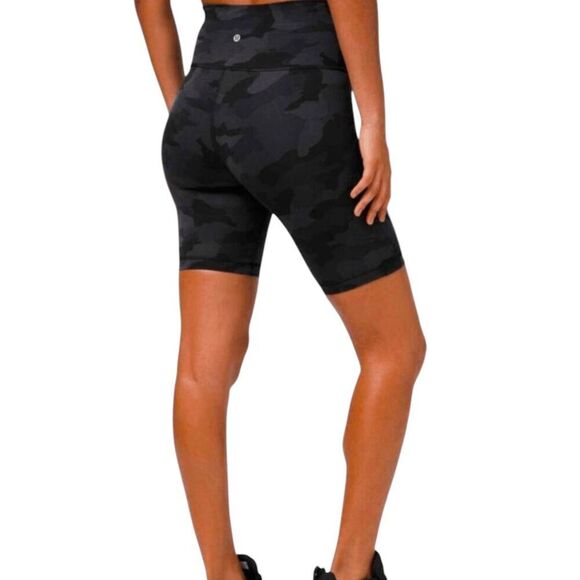 LULULEMON ATHLETICA Wunder Train Hi-Rise Short 8' Size 6 - Picture 2 of 4